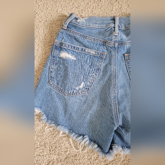 American Eagle Outfitters Distressed Jean Shorts Size 0 - Picture 3 of 11